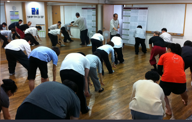 대중을 향한 교육 활동